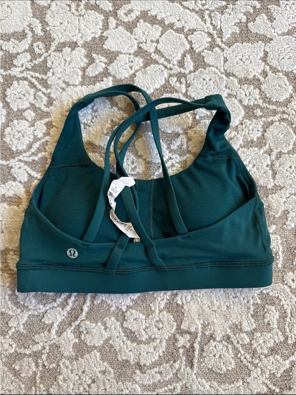 Lululemon Energy bra size 4 - Picture 2 of 3